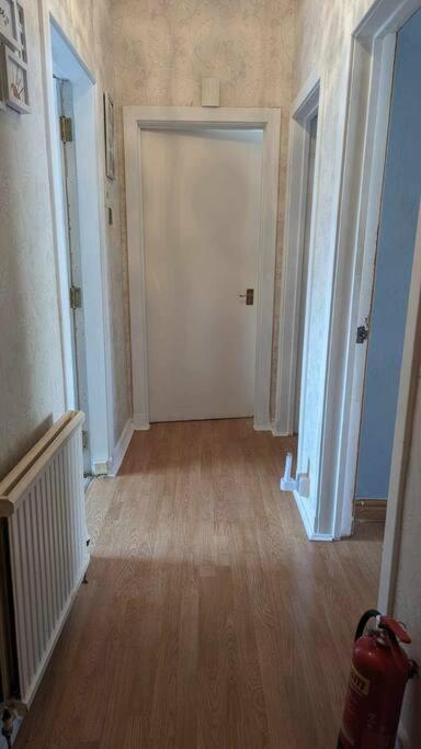 Lovely 2 Bedroom Apartment In Heart Of 邓迪 外观 照片