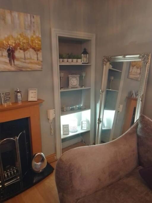 Lovely 2 Bedroom Apartment In Heart Of 邓迪 外观 照片