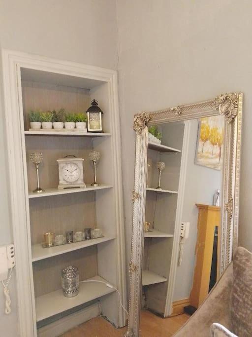 Lovely 2 Bedroom Apartment In Heart Of 邓迪 外观 照片